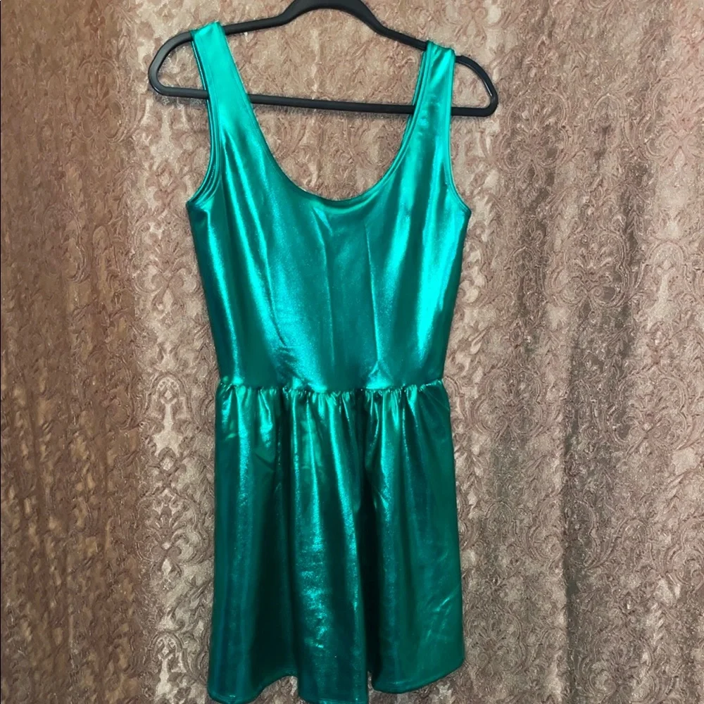 ROUTE 3 Los Angeles Shiny Green Sleeveless Dress.  Size Medium. - Picture 2 of 3